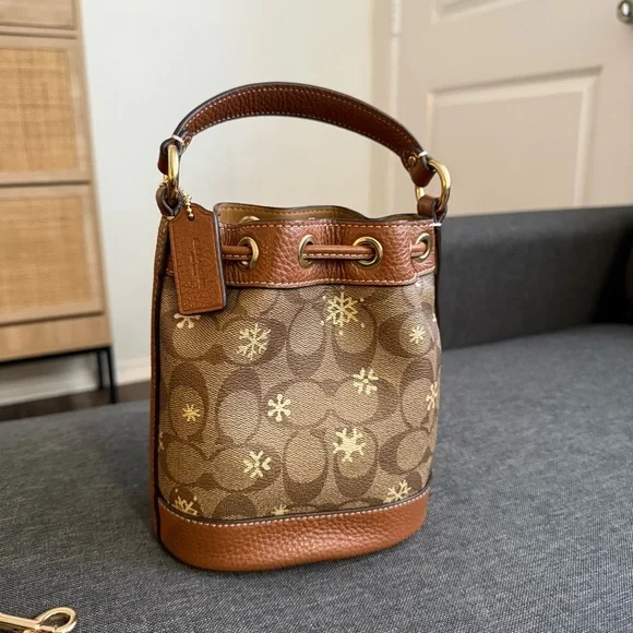 Coach | Dempsey Drawstring Mini Bucket Bag | Blogger's Favorite - Picture 4 of 7